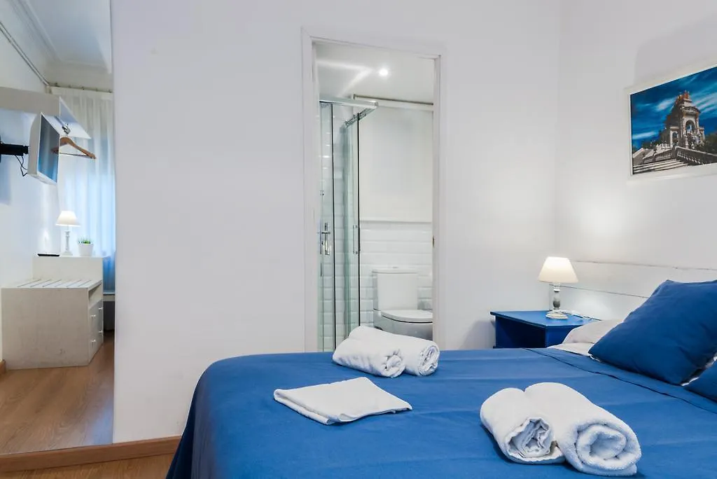 Blue Barcelona Bed & Breakfast