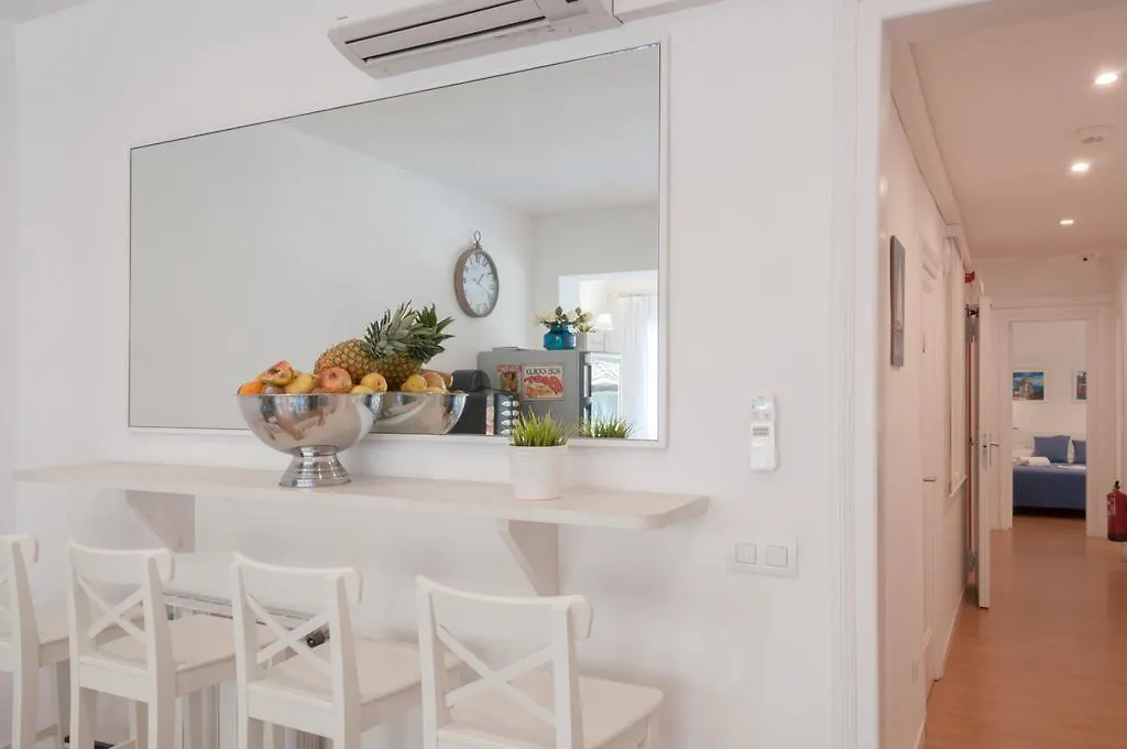 Blue Barcelona Bed & Breakfast