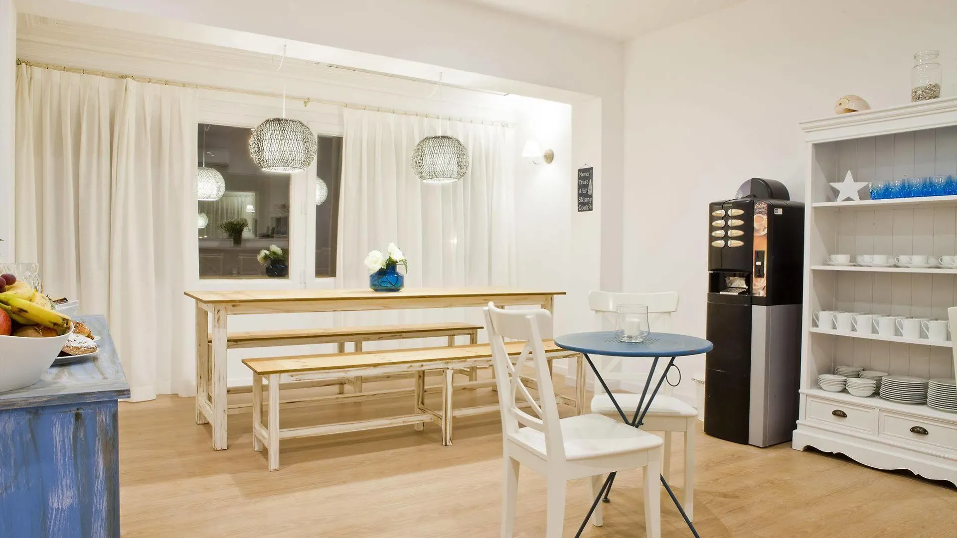 Blue Barcelona Bed & Breakfast